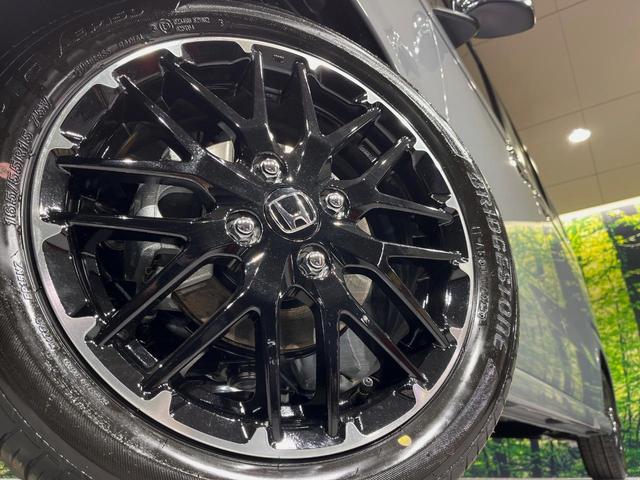 Ｎ－ＢＯＸカスタム ターボコーディネートスタイル　届出済未使用車　両側電動ドア　衝突被害軽減システム　レーダークルーズ　レザーシート　コーナーセンサー　スマートキー　ＬＥＤヘッド　オートハイビーム　車線逸脱警報　オートライト　オートエアコン（13枚目）