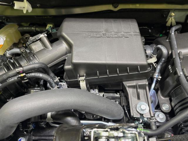 Ｎ－ＢＯＸカスタム ターボコーディネートスタイル　届出済未使用車　両側電動ドア　衝突被害軽減システム　レーダークルーズ　レザーシート　コーナーセンサー　スマートキー　ＬＥＤヘッド　オートハイビーム　車線逸脱警報　オートライト　オートエアコン（18枚目）