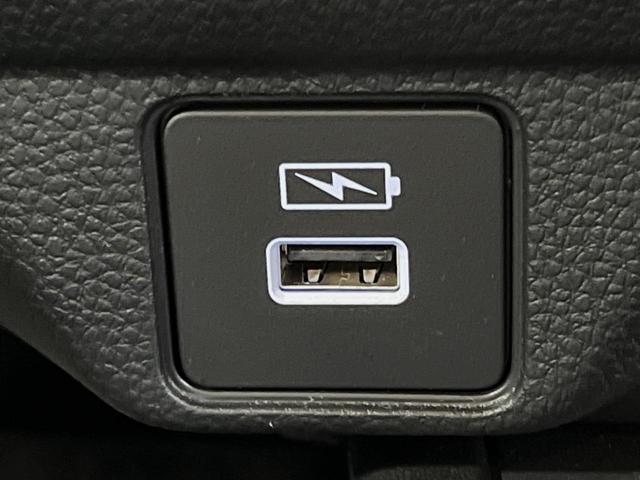 ＷＲ－Ｖ Ｘ　バックカメラ　衝突被害軽減システム　レーダークルーズ　コーナーセンサー　スマートキー　ＬＥＤヘッド　オートマチックハイビーム　オートライト　オートエアコン　Ｂｌｕｅｔｏｏｔｈ　フルセグ　パドルシフト（26枚目）