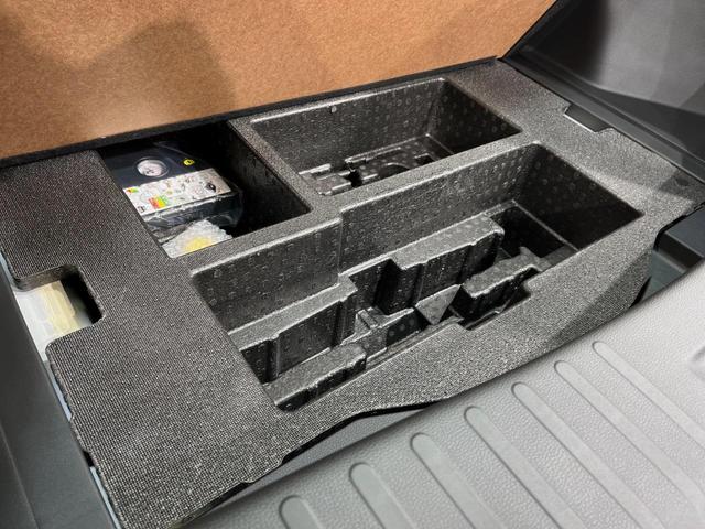 ＷＲ－Ｖ Ｘ　バックカメラ　衝突被害軽減システム　レーダークルーズ　コーナーセンサー　スマートキー　ＬＥＤヘッド　オートマチックハイビーム　オートライト　オートエアコン　Ｂｌｕｅｔｏｏｔｈ　フルセグ　パドルシフト（44枚目）