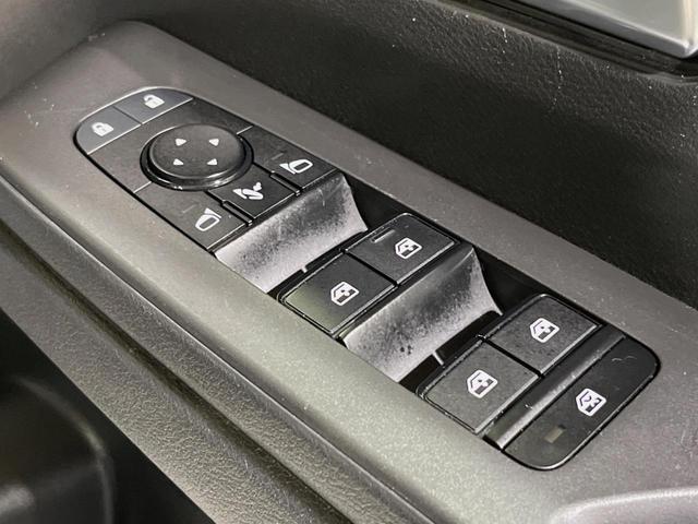 セレナ e-パワー ハイウェイスターV 純正12.3型ナビ 全周囲カメラ ETC2.0 前後ドライブレコーダー 禁煙車 プロパイロット デジタルインナーミラー ブラインドスポットモニター ワイヤレス充電 SOSコール 衝突軽減 両側電動ドア(45枚目)