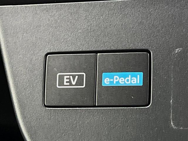 セレナ e-パワー ハイウェイスターV 純正12.3型ナビ 全周囲カメラ ETC2.0 前後ドライブレコーダー 禁煙車 プロパイロット デジタルインナーミラー ブラインドスポットモニター ワイヤレス充電 SOSコール 衝突軽減 両側電動ドア(65枚目)