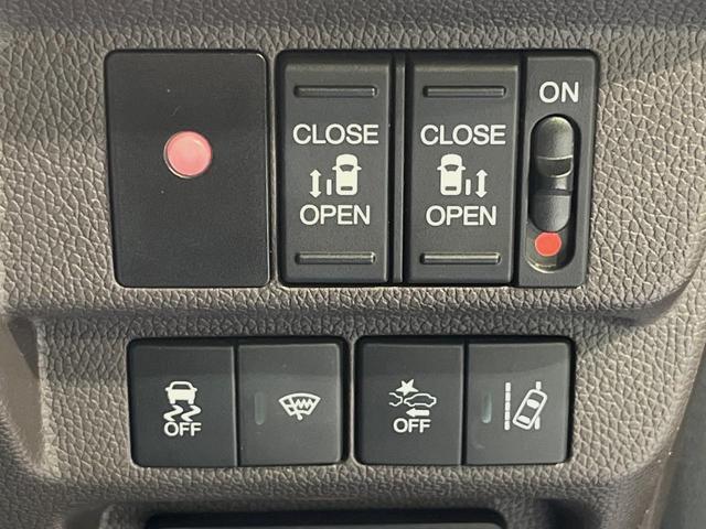 フリード G・ホンダセンシング 純正11.6型後席モニター 純正9型ナビ LEDヘッドライト アクティブコーナリングライト 両側パワースライドドア 禁煙車 衝突軽減 バックカメラ ETC ドライブレコーダー Cパッケージ(6枚目)