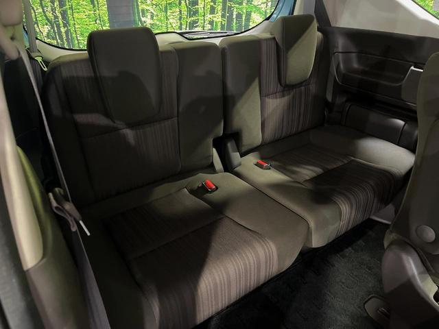 フリード G・ホンダセンシング 純正11.6型後席モニター 純正9型ナビ LEDヘッドライト アクティブコーナリングライト 両側パワースライドドア 禁煙車 衝突軽減 バックカメラ ETC ドライブレコーダー Cパッケージ(10枚目)