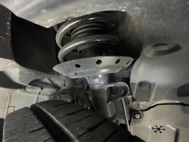 フリード G・ホンダセンシング 純正11.6型後席モニター 純正9型ナビ LEDヘッドライト アクティブコーナリングライト 両側パワースライドドア 禁煙車 衝突軽減 バックカメラ ETC ドライブレコーダー Cパッケージ(21枚目)