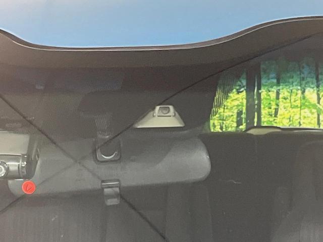 フリード G・ホンダセンシング 純正11.6型後席モニター 純正9型ナビ LEDヘッドライト アクティブコーナリングライト 両側パワースライドドア 禁煙車 衝突軽減 バックカメラ ETC ドライブレコーダー Cパッケージ(25枚目)