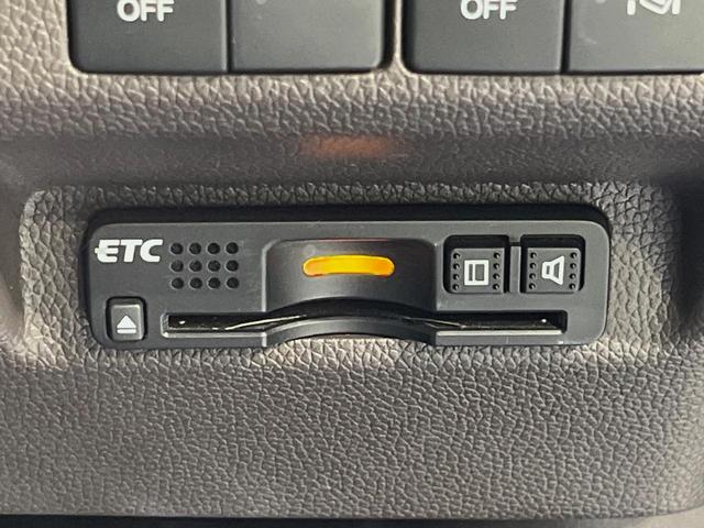 フリード G・ホンダセンシング 純正11.6型後席モニター 純正9型ナビ LEDヘッドライト アクティブコーナリングライト 両側パワースライドドア 禁煙車 衝突軽減 バックカメラ ETC ドライブレコーダー Cパッケージ(31枚目)