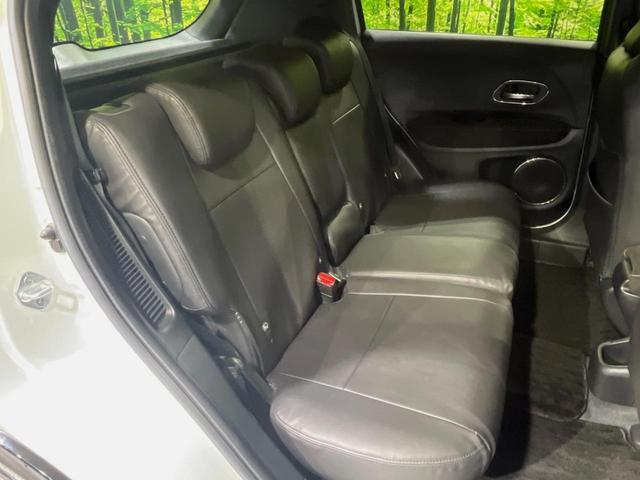 ヴェゼル ハイブリッドRS・ホンダセンシング 純正8型ナビ バックカメラ ETC ドライブレコーダー 前席シートヒーター スマートキー 衝突軽減装置 禁煙車 LEDヘッドライト 純正18インチアルミホイール オートライト フロントフォグランプ(9枚目)