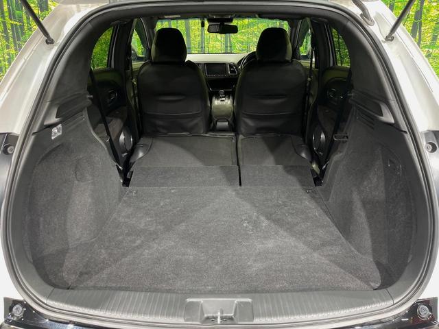 ヴェゼル ハイブリッドRS・ホンダセンシング 純正8型ナビ バックカメラ ETC ドライブレコーダー 前席シートヒーター スマートキー 衝突軽減装置 禁煙車 LEDヘッドライト 純正18インチアルミホイール オートライト フロントフォグランプ(10枚目)