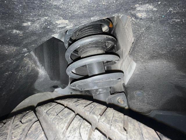 ヴェゼル ハイブリッドRS・ホンダセンシング 純正8型ナビ バックカメラ ETC ドライブレコーダー 前席シートヒーター スマートキー 衝突軽減装置 禁煙車 LEDヘッドライト 純正18インチアルミホイール オートライト フロントフォグランプ(23枚目)