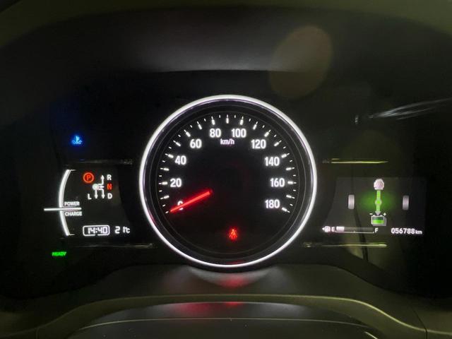 ヴェゼル ハイブリッドRS・ホンダセンシング 純正8型ナビ バックカメラ ETC ドライブレコーダー 前席シートヒーター スマートキー 衝突軽減装置 禁煙車 LEDヘッドライト 純正18インチアルミホイール オートライト フロントフォグランプ(24枚目)