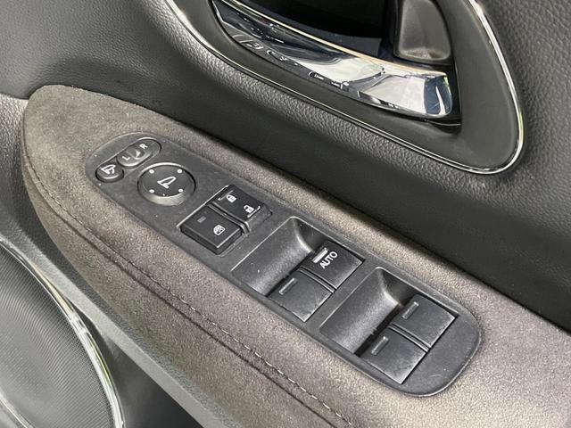 ヴェゼル ハイブリッドRS・ホンダセンシング 純正8型ナビ バックカメラ ETC ドライブレコーダー 前席シートヒーター スマートキー 衝突軽減装置 禁煙車 LEDヘッドライト 純正18インチアルミホイール オートライト フロントフォグランプ(37枚目)