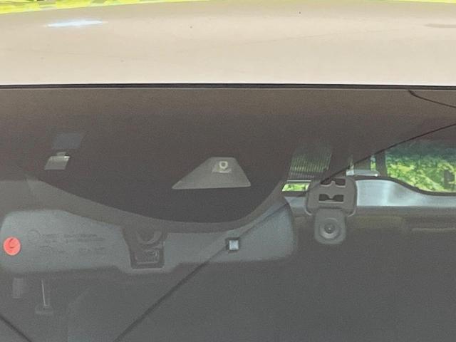 ヴェゼル ハイブリッドRS・ホンダセンシング 純正8型ナビ バックカメラ ETC ドライブレコーダー 前席シートヒーター スマートキー 衝突軽減装置 禁煙車 LEDヘッドライト 純正18インチアルミホイール オートライト フロントフォグランプ(51枚目)