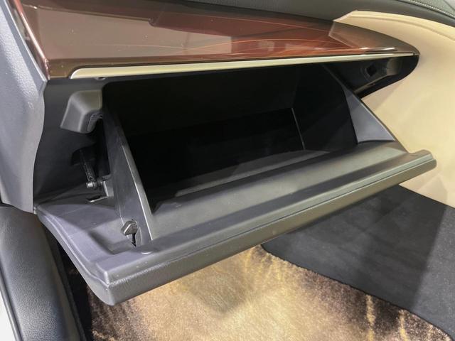 クラウンハイブリッド ロイヤルサルーン プリクラッシュセーフティ クリアランスソナー レーダークルーズ 禁煙車 メーカーナビ スーパーライブサウンド 前席パワーシート HIDヘッドライト バックカメラ ETC ドラレコ(36枚目)