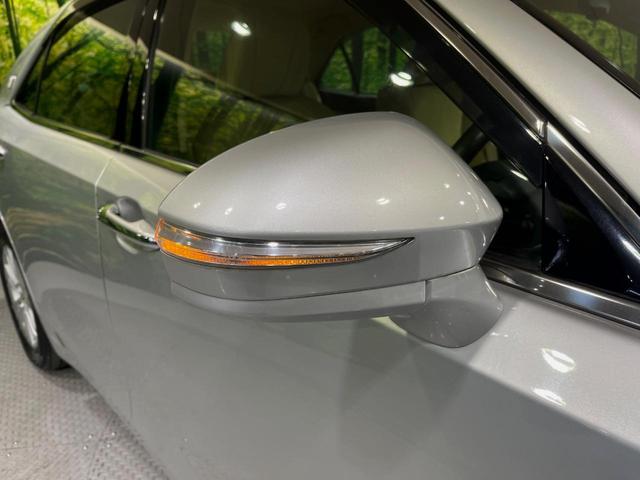 クラウンハイブリッド ロイヤルサルーン プリクラッシュセーフティ クリアランスソナー レーダークルーズ 禁煙車 メーカーナビ スーパーライブサウンド 前席パワーシート HIDヘッドライト バックカメラ ETC ドラレコ(49枚目)