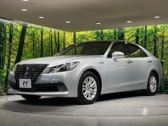 クラウンハイブリッド ロイヤルサルーン プリクラッシュセーフティ クリアランスソナー レーダークルーズ 禁煙車 メーカーナビ スーパーライブサウンド 前席パワーシート HIDヘッドライト バックカメラ ETC ドラレコ(52枚目)