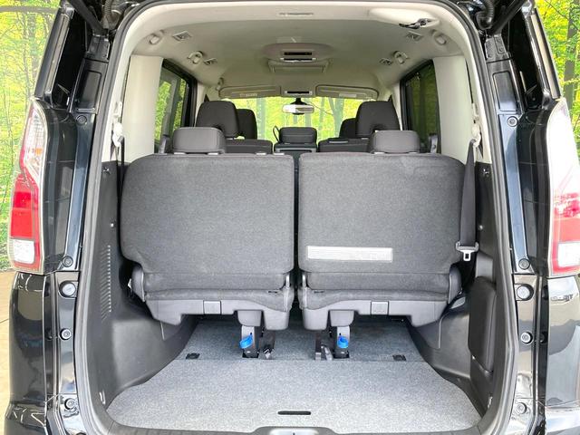 セレナ ハイウェイスター プロパイロットエディション 禁煙車 エマージェンシーブレーキ 純正ナビ フリップダウンモニター 両側電動スライド プロパイロット クリアランスソナー 純正16インチアルミ 電動パーキング ステアリングスイッチ(11枚目)