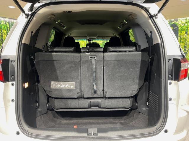 オデッセイ アブソルート　両側電動スライドドア　バックカメラ　衝突被害軽減システム　禁煙車　ハーフレザーシート　スマートキー　ＬＥＤヘッドライト　ビルトインＥＴＣ　クルコン　オートライト　オートエアコン　純正１７インチアルミ（11枚目）