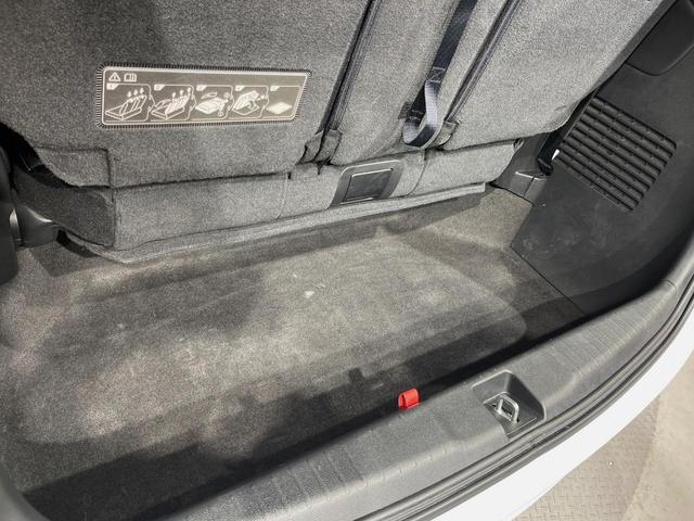 オデッセイ アブソルート　両側電動スライドドア　バックカメラ　衝突被害軽減システム　禁煙車　ハーフレザーシート　スマートキー　ＬＥＤヘッドライト　ビルトインＥＴＣ　クルコン　オートライト　オートエアコン　純正１７インチアルミ（50枚目）