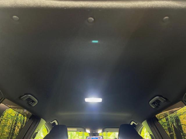 カローラツーリング ハイブリッド ダブルバイビー 純正ナビ バックカメラ 衝突被害軽減システム レーダークルーズ 禁煙車 ハーフレザーシート ドラレコ コーナーセンサー スマートキー LEDヘッド ビルトインETC オートハイビーム オートライト(45枚目)