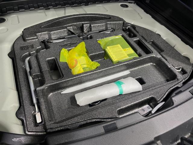 カローラツーリング ハイブリッド ダブルバイビー 純正ナビ バックカメラ 衝突被害軽減システム レーダークルーズ 禁煙車 ハーフレザーシート ドラレコ コーナーセンサー スマートキー LEDヘッド ビルトインETC オートハイビーム オートライト(47枚目)