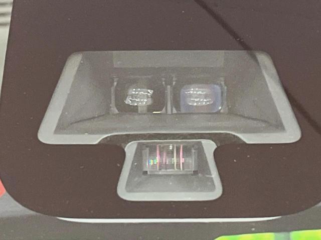 デイズルークス ハイウェイスター X Gパッケージ 両側電動ドア 純正SDナビ 全周囲カメラ 衝突被害軽減システム 禁煙車 ドラレコ スマートキー HIDヘッド ETC オートライト オートエアコン 純正15インチアルミ Bluetooth CD(5枚目)