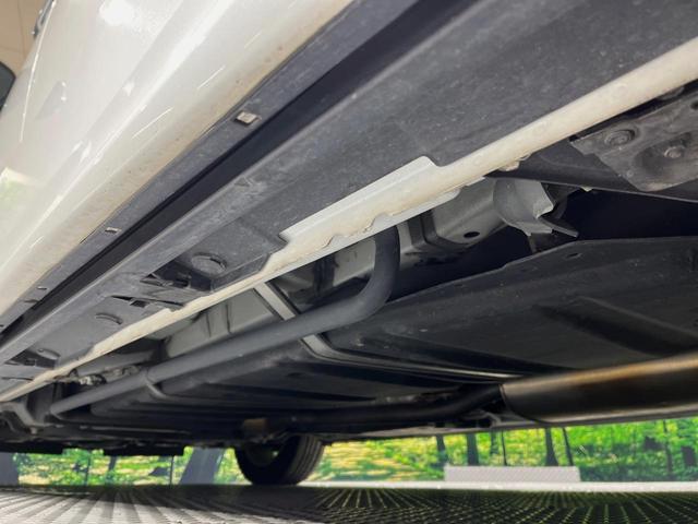 ノア Si ダブルバイビーII 純正10型ナビ 純正12型フリップダウンモニター 両側パワースライドドア 衝突軽減システム 禁煙車 ハーフレザーシート ETC ドライブレコーダー クリアランスソナー LEDヘッド リアオートエアコン(22枚目)