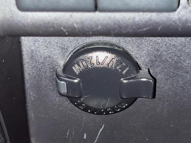 ノア Si ダブルバイビーII 純正10型ナビ 純正12型フリップダウンモニター 両側パワースライドドア 衝突軽減システム 禁煙車 ハーフレザーシート ETC ドライブレコーダー クリアランスソナー LEDヘッド リアオートエアコン(41枚目)