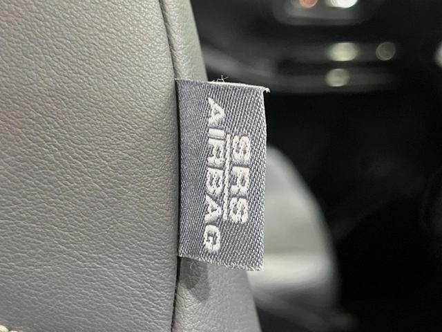 ノア Si ダブルバイビーII 純正10型ナビ 純正12型フリップダウンモニター 両側パワースライドドア 衝突軽減システム 禁煙車 ハーフレザーシート ETC ドライブレコーダー クリアランスソナー LEDヘッド リアオートエアコン(48枚目)