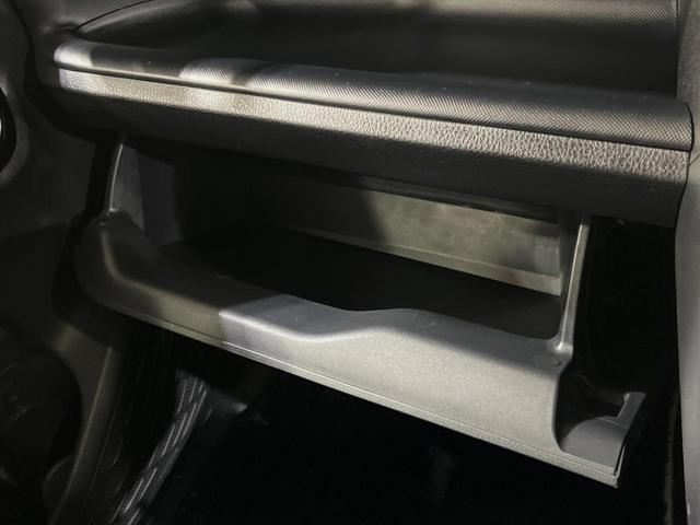 ノア Si ダブルバイビーII 純正10型ナビ 純正12型フリップダウンモニター 両側パワースライドドア 衝突軽減システム 禁煙車 ハーフレザーシート ETC ドライブレコーダー クリアランスソナー LEDヘッド リアオートエアコン(56枚目)