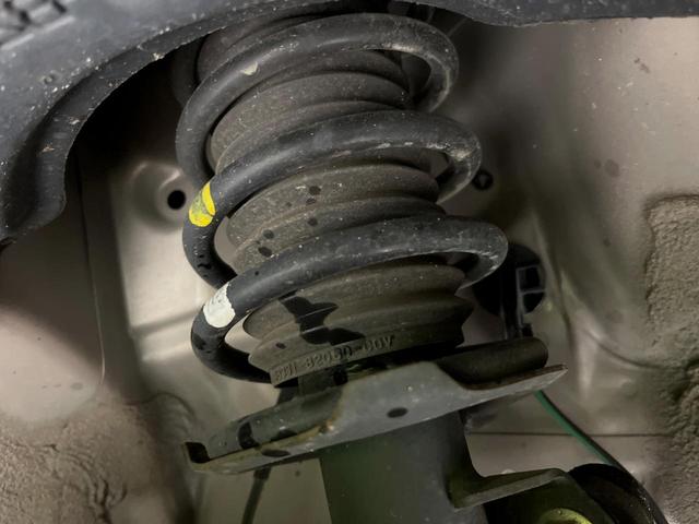 ムーヴ Ｘリミテッド　ＳＡＩＩＩ　バックカメラ　衝突被害軽減システム　禁煙車　シートヒーター　コーナーセンサー　スマートキー　オートマチックハイビーム　オートライト　オートエアコン　純正１４インチアルミホイール　Ｂｌｕｅｔｏｏｔｈ（23枚目）