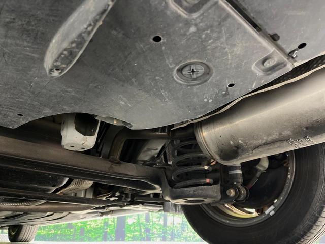 プリウス L 純正SDナビ バックカメラ 禁煙車 スマートキー ビルトインETC オートライト オートエアコン Bluetooth フルセグTV 電動格納ミラー(20枚目)