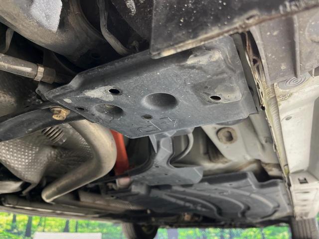 プリウス L 純正SDナビ バックカメラ 禁煙車 スマートキー ビルトインETC オートライト オートエアコン Bluetooth フルセグTV 電動格納ミラー(22枚目)