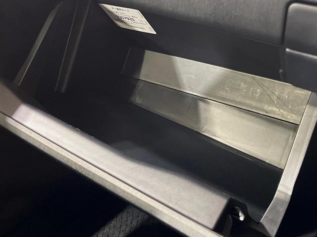 プリウス L 純正SDナビ バックカメラ 禁煙車 スマートキー ビルトインETC オートライト オートエアコン Bluetooth フルセグTV 電動格納ミラー(36枚目)