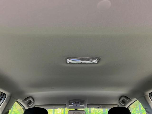 プリウス L 純正SDナビ バックカメラ 禁煙車 スマートキー ビルトインETC オートライト オートエアコン Bluetooth フルセグTV 電動格納ミラー(43枚目)