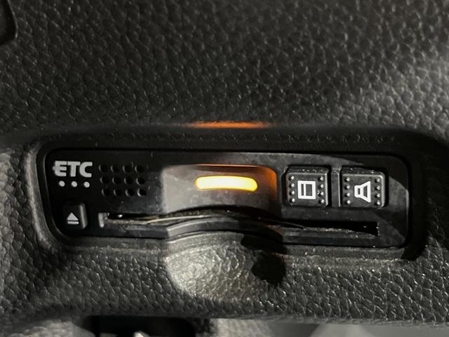 Ｎ－ＢＯＸカスタム Ｇ・Ｌホンダセンシング　両側電動ドア　純正ＳＤナビ　バックカメラ　衝突被害軽減システム　レーダークルーズ　禁煙車　ドラレコ　スマートキー　ＬＥＤヘッド　ビルトインＥＴＣ　オートライト　オートエアコン　純正１４インチアルミ（7枚目）