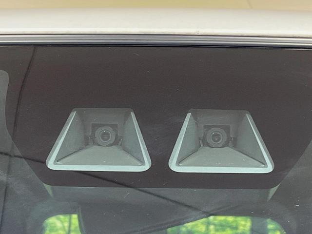 タント カスタムRS ターボ 両側電動ドア 純正SDナビ バックカメラ 衝突被害軽減システム レーダークルーズ 禁煙車 ハーフレザーシート コーナーセンサー スマートキー ビルトインETC オートハイビーム オートライト(3枚目)