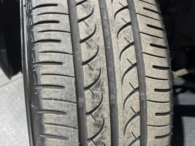 フィットハイブリッド Fパッケージ SDナビ 禁煙車 衝突軽減システム バックカメラ LEDヘッドライト ETC Bluetooth フルセグTV スマートキー プッシュスタート オートエアコン シートリフター チップアップシート(23枚目)