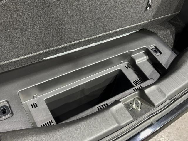 フィットハイブリッド Fパッケージ SDナビ 禁煙車 衝突軽減システム バックカメラ LEDヘッドライト ETC Bluetooth フルセグTV スマートキー プッシュスタート オートエアコン シートリフター チップアップシート(37枚目)