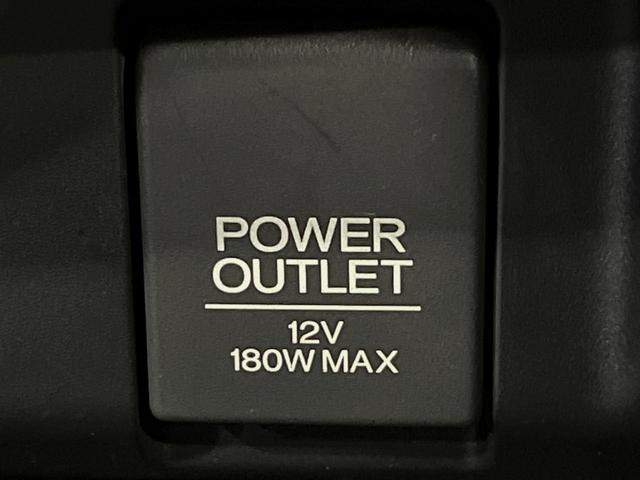 フィットハイブリッド Fパッケージ SDナビ 禁煙車 衝突軽減システム バックカメラ LEDヘッドライト ETC Bluetooth フルセグTV スマートキー プッシュスタート オートエアコン シートリフター チップアップシート(46枚目)