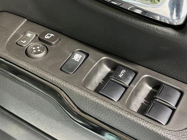 ハスラー ハイブリッドＸ　届出済未使用車　衝突軽減システム　レーダークルーズ　純正１５インチアルミ　ＬＥＤフォグランプ　革巻きステアリング　シートヒーター　スマートキー　プッシュスタート　オートエアコン　シートアンダーボックス（38枚目）