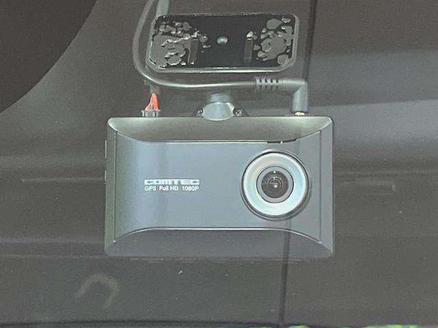 Ｎ－ＢＯＸカスタム ターボ　純正８型ディスプレイオーディオ　両側パワースライドドア　バックカメラ　ＥＴＣ　ドラレコ　禁煙車　シートヒーター　衝突軽減　レーダークルーズ　オートリトラミラー　ＬＥＤヘッドライト　純正１５インチアルミ（7枚目）