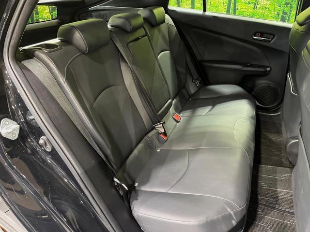 プリウス Ｓツーリングセレクション　モデリスタフルエアロ　純正ナビ　バックカメラ　ＥＴＣ　ドラレコ　トヨタセーフティセンス　レーダークルーズ　クリアランスソナー　合皮シート　シートヒーター　ＬＥＤヘッドライト　Ｂｌｕｅｔｏｏｔｈ（9枚目）