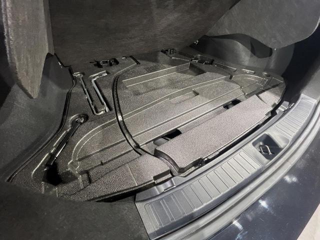 プリウス Ｓツーリングセレクション　モデリスタフルエアロ　純正ナビ　バックカメラ　ＥＴＣ　ドラレコ　トヨタセーフティセンス　レーダークルーズ　クリアランスソナー　合皮シート　シートヒーター　ＬＥＤヘッドライト　Ｂｌｕｅｔｏｏｔｈ（50枚目）