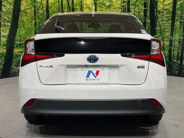 プリウス Ｓ　純正ナビ　バックカメラ　衝突軽減システム　レーダークルーズ　禁煙車　クリアランスソナー　スマートキー　ＬＥＤヘッド　ビルトインＥＴＣ　オートハイビーム　オートライト　オートエアコン（15枚目）