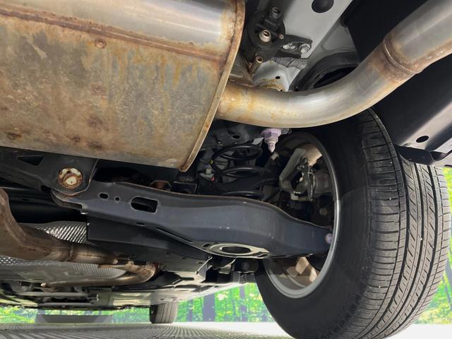 プリウス Ｓ　純正ナビ　バックカメラ　衝突軽減システム　レーダークルーズ　禁煙車　クリアランスソナー　スマートキー　ＬＥＤヘッド　ビルトインＥＴＣ　オートハイビーム　オートライト　オートエアコン（20枚目）