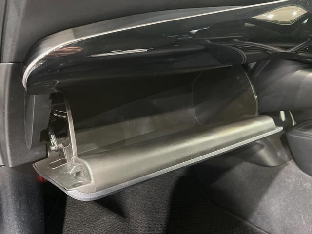 プリウス Ｓ　純正ナビ　バックカメラ　衝突軽減システム　レーダークルーズ　禁煙車　クリアランスソナー　スマートキー　ＬＥＤヘッド　ビルトインＥＴＣ　オートハイビーム　オートライト　オートエアコン（44枚目）