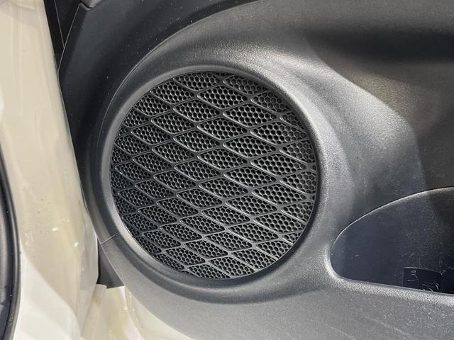 プリウス Ｓ　純正ナビ　バックカメラ　衝突軽減システム　レーダークルーズ　禁煙車　クリアランスソナー　スマートキー　ＬＥＤヘッド　ビルトインＥＴＣ　オートハイビーム　オートライト　オートエアコン（50枚目）