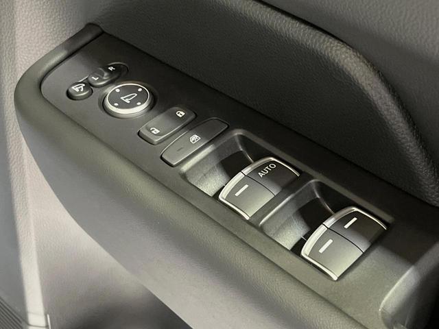 ステップワゴン e:HEVスパーダ 純正11.4型ナビ 登録済未使用車 両側パワースライドドア ブラインドスポットモニター パワーテールゲート ホンダセンシング レーダークルーズ バックカメラ リアオートエアコン ハーフレザーシート(56枚目)