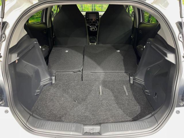 アクア X 純正ディスプレイオーディオナビ付 バックカメラ 衝突被害軽減システム 100V電源 レーダークルーズ 禁煙車 コーナーセンサー スマートキー LEDヘッド オートハイビーム 車線逸脱警報(10枚目)